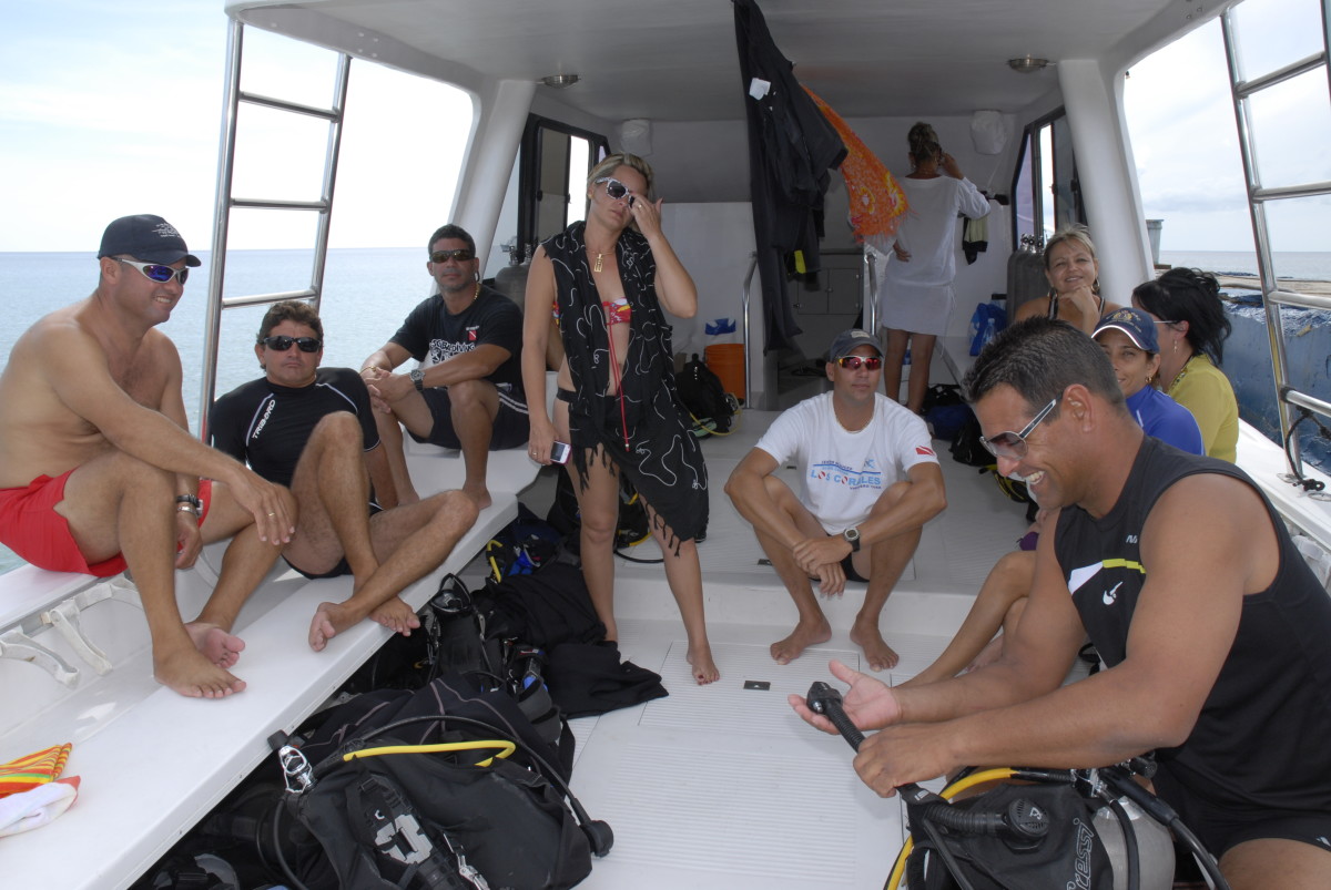 padi divemaster course