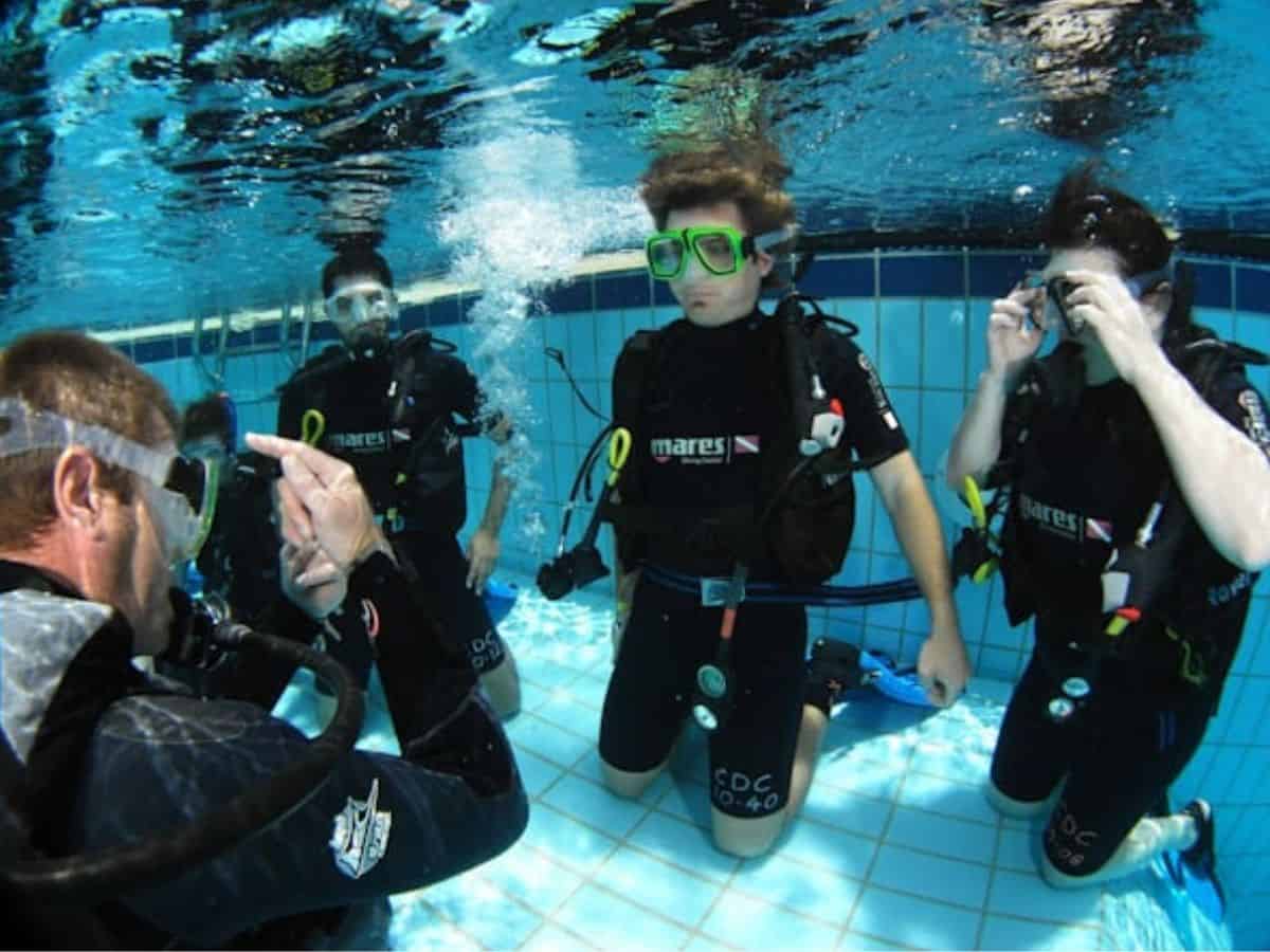 Padi open water diver course