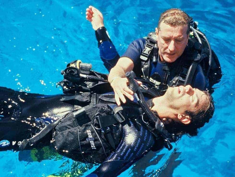Padi rescue diver course